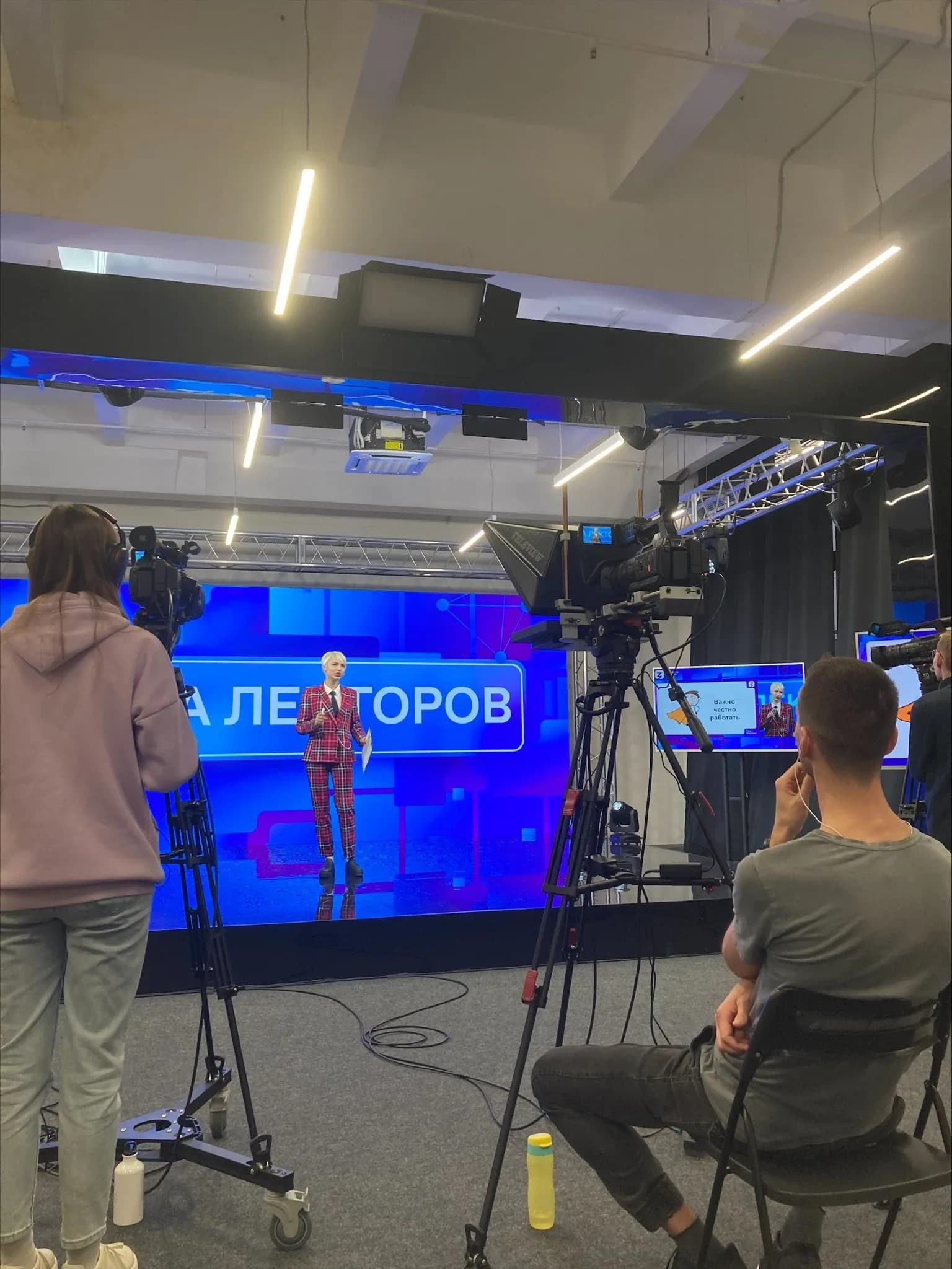 ligalectorov_tikunova.webp